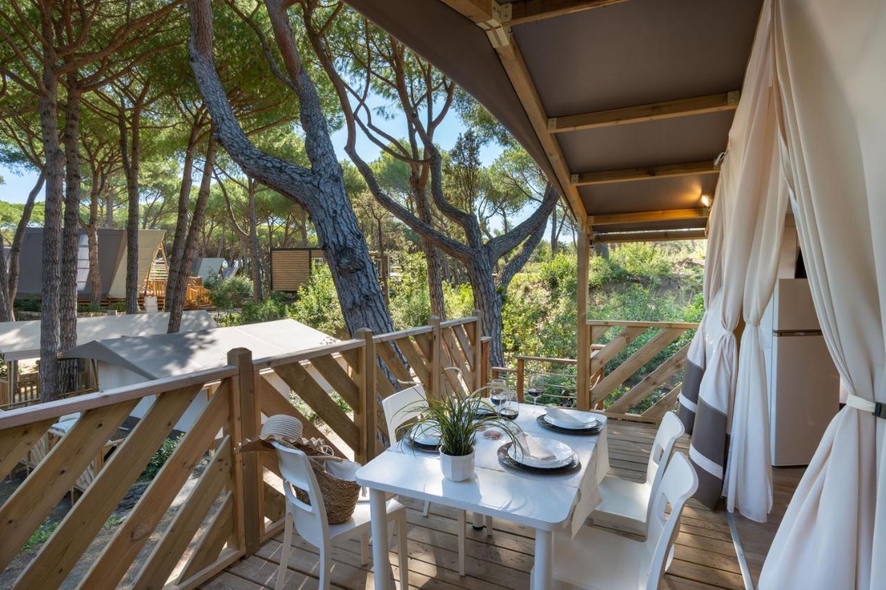 Camping Il Capannino Glamping Village Marina Di Bibbona Kültér fotó