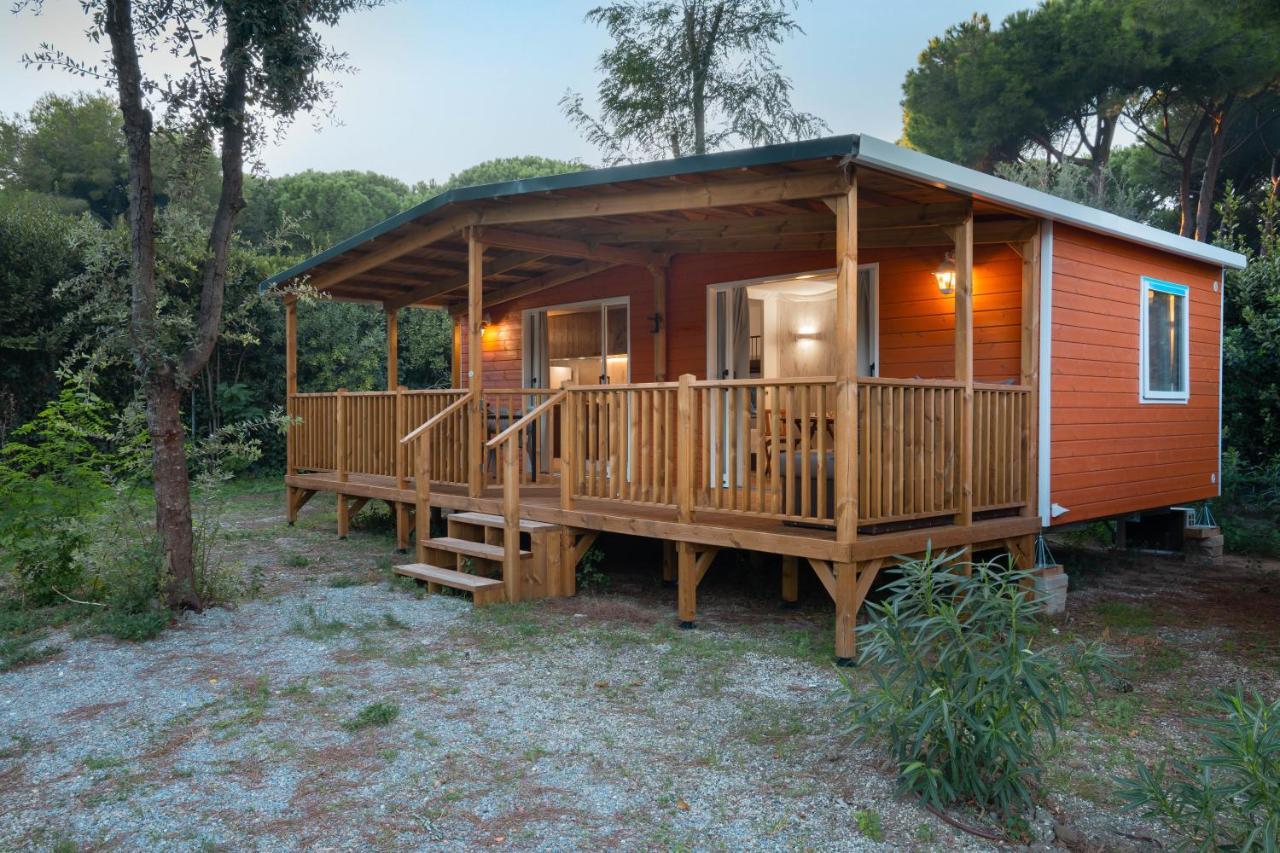 Camping Il Capannino Glamping Village Marina Di Bibbona Kültér fotó