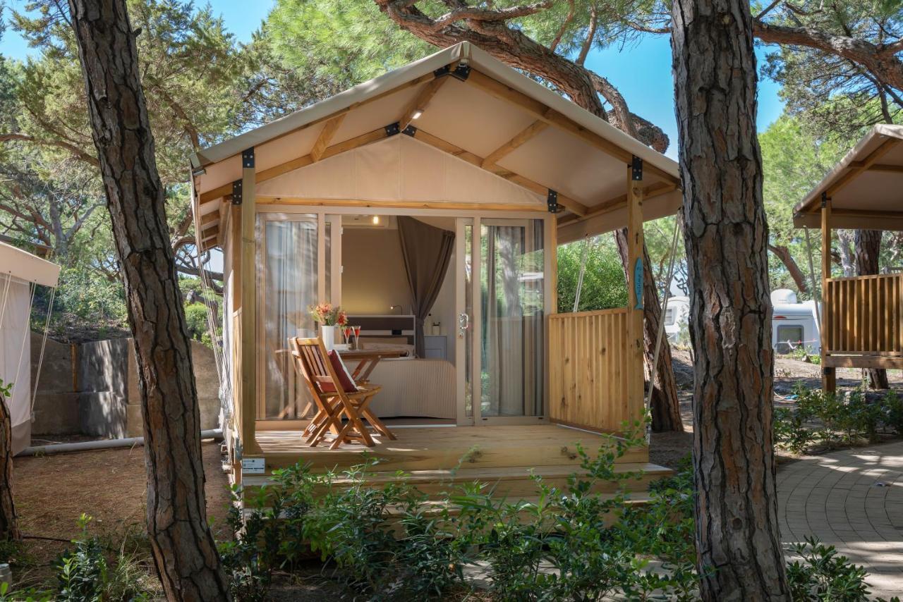 Camping Il Capannino Glamping Village Marina Di Bibbona Kültér fotó