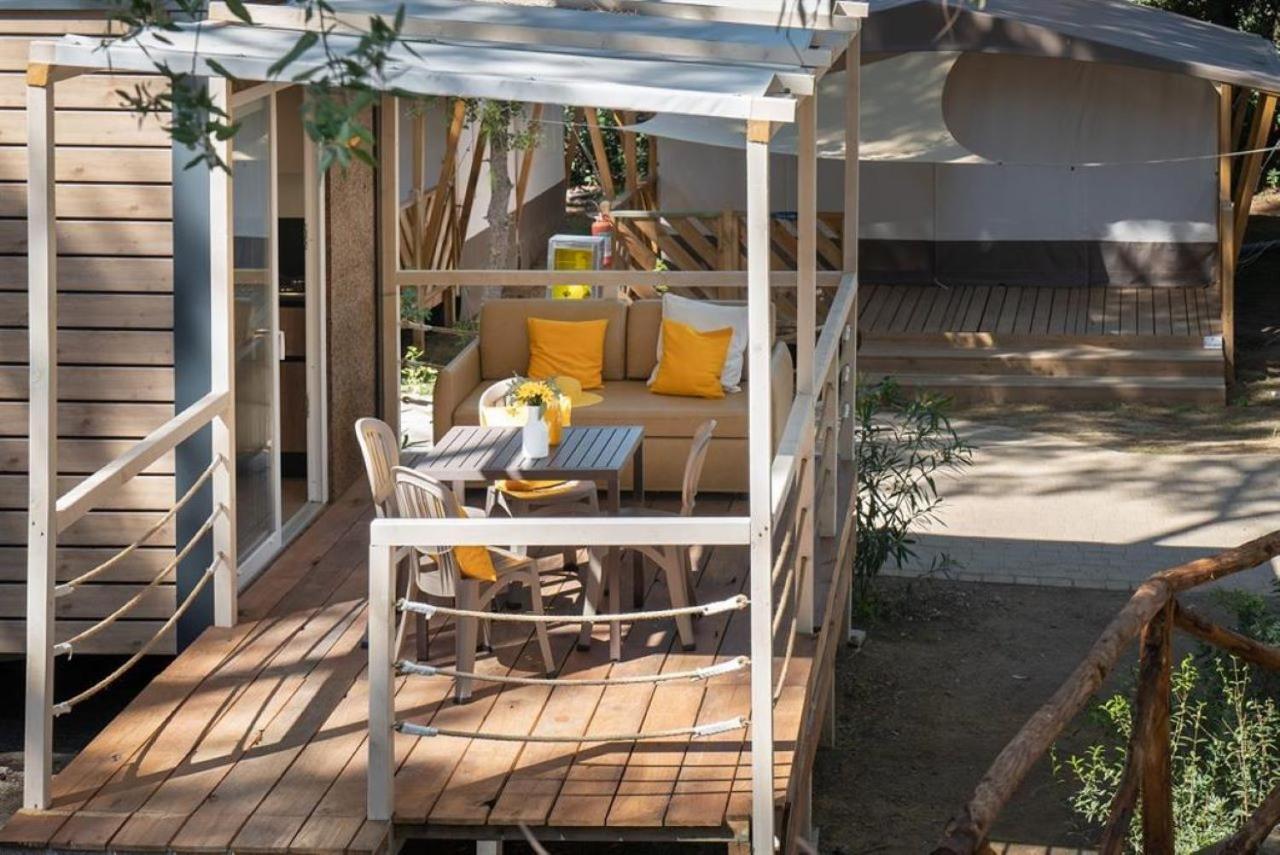 Camping Il Capannino Glamping Village Marina Di Bibbona Kültér fotó